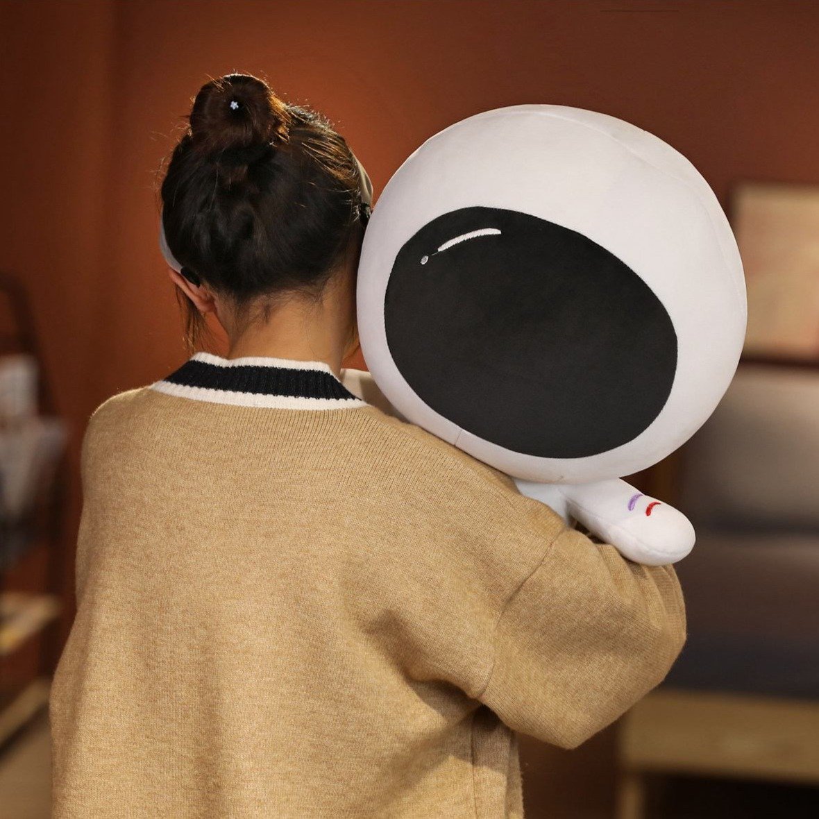 Cute Astronaut Space Buddy Plushie - Image 3
