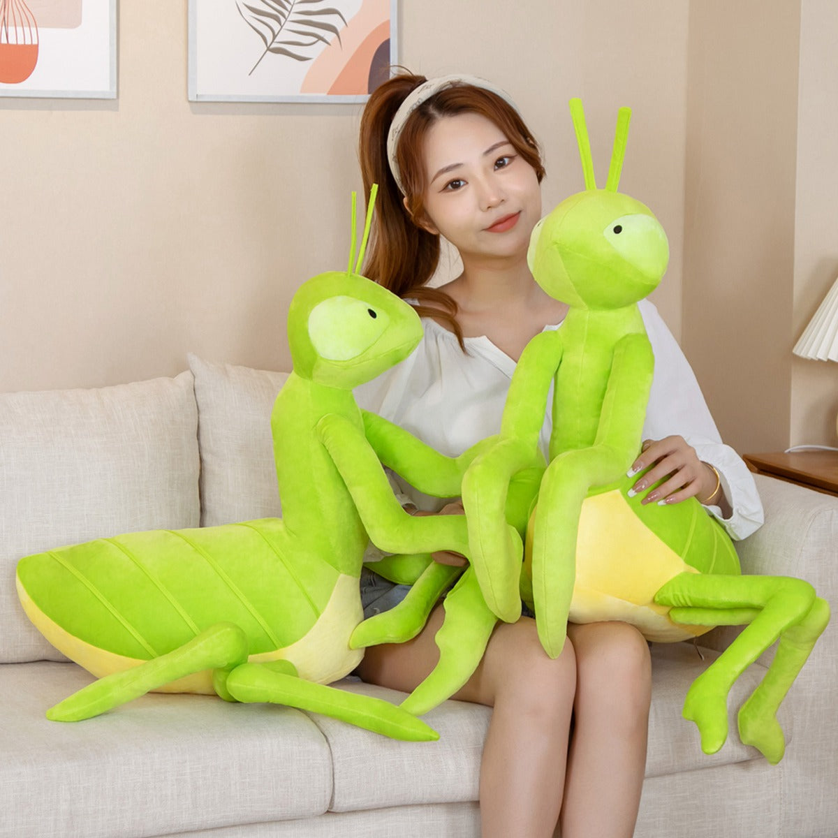 Kawaii Green Praying Mantis Plushie - Image 4